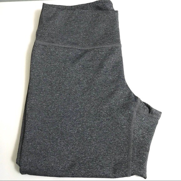 Zella Capri yoga/leggings - Picture 9 of 11